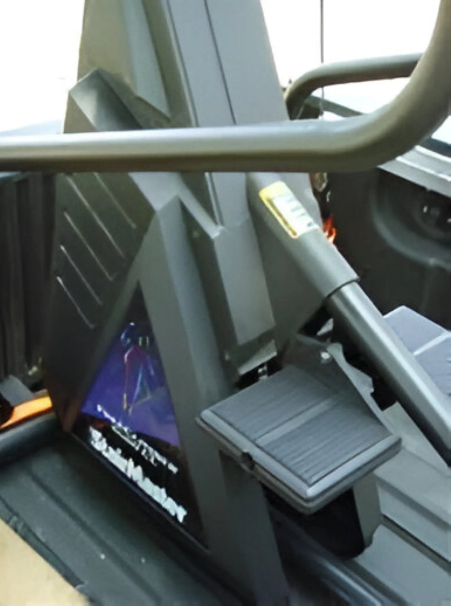 Stairmaster Free Climber 4600CL Stepper w/ Blue Console (Remanufactured) Image 5