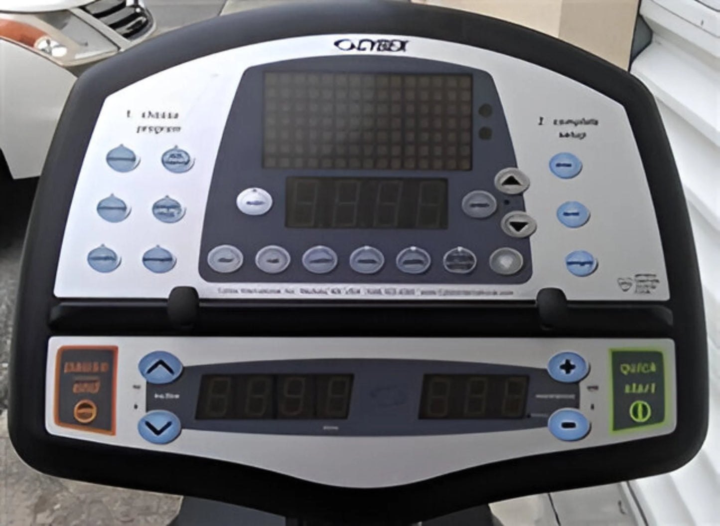 Cybex - 610a Arc Trainer (Remanufactured) - Close Up View