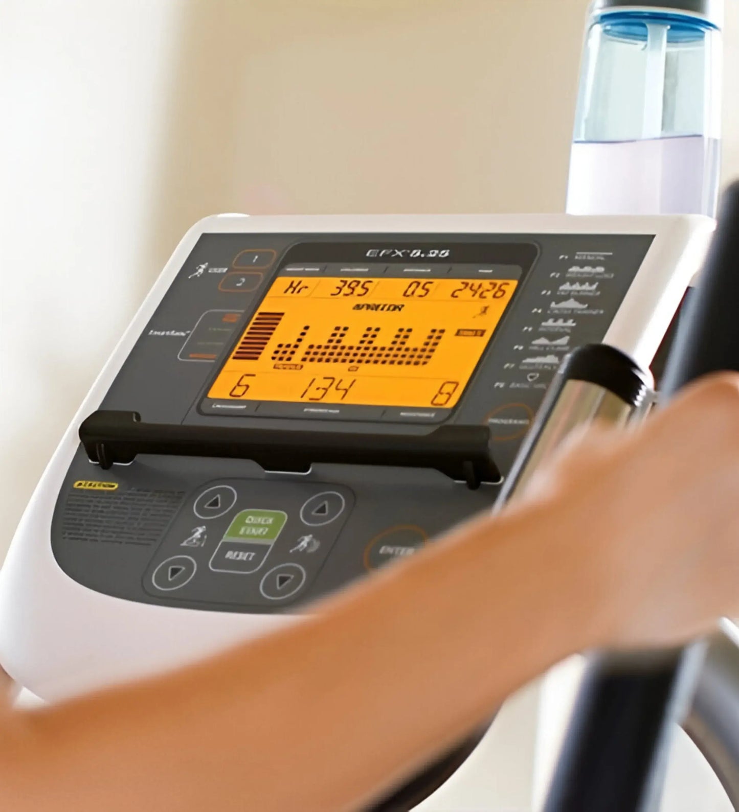 Precor EFX 5.25 Elliptical Crosstrainer (Remanufactured) Image 5