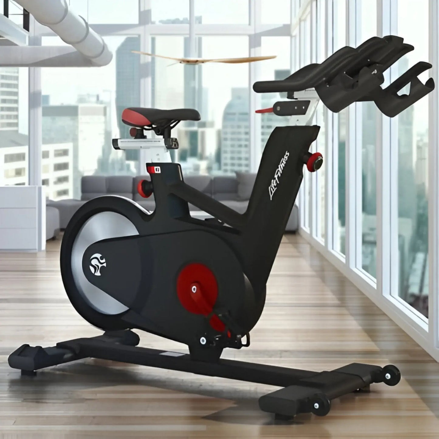Life Fitness IC5 Indoor Cycle (Remanufactured) Image 4