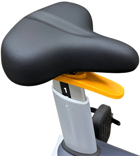Precor UBK 815 Upright Bike w/Experience Console (Remanufactured) Image 5
