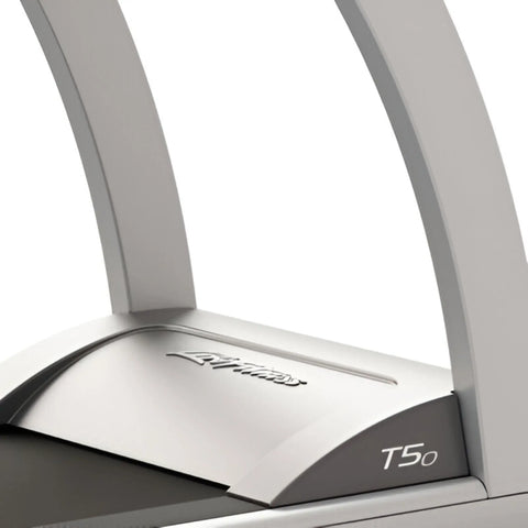 Life Fitness T5-0 Treadmill (Remanufactured) Image 5