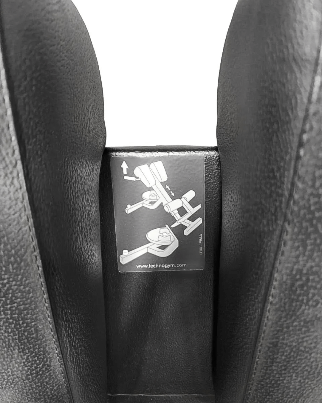 Technogym Pure Strength 45 Degree Back Hyperextension Bench (Remanufactured) Image 4