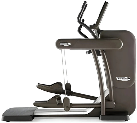 Technogym Artis Vario Elliptical w/Unity 2.0 (Remanufactured) Image 2