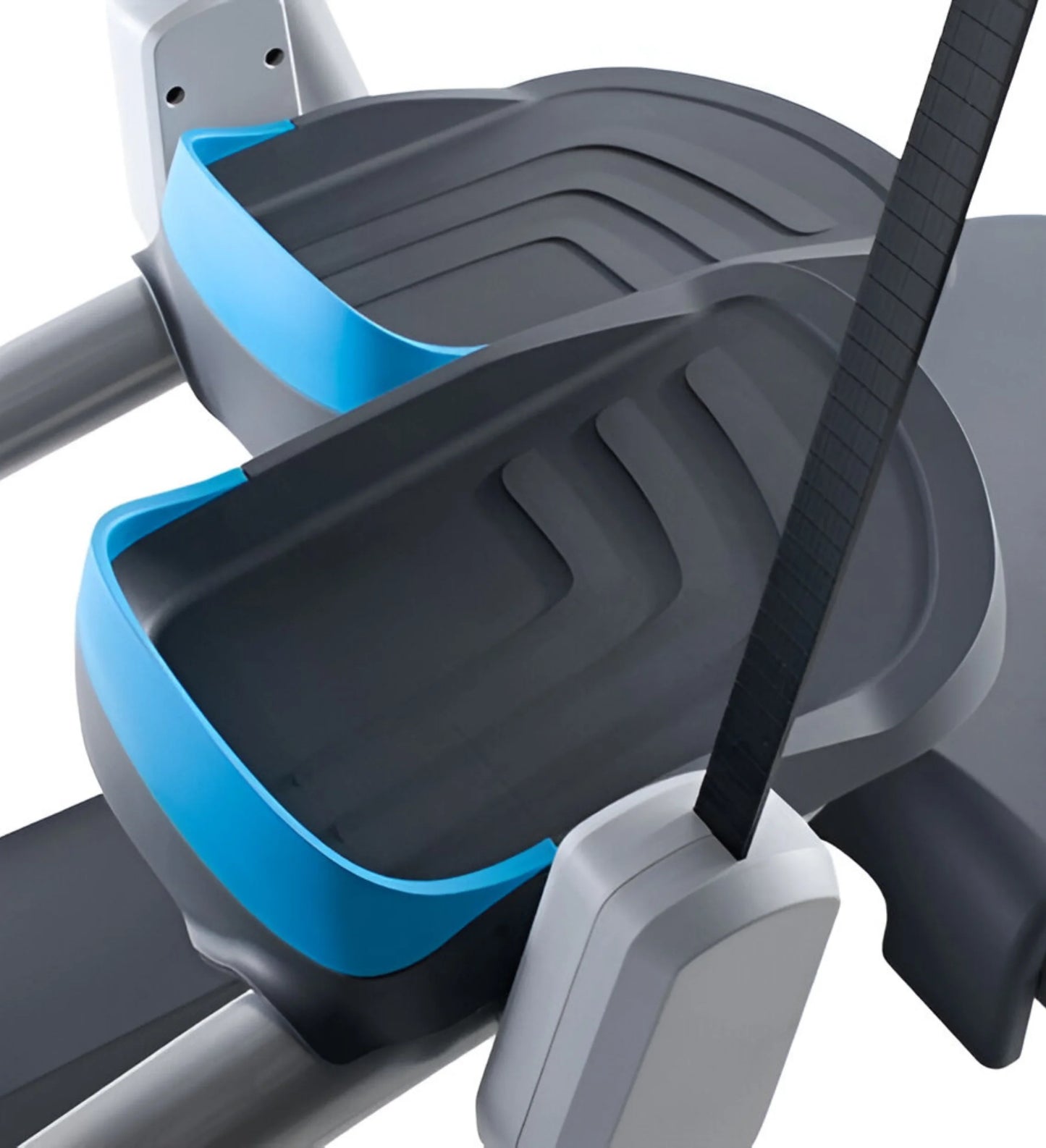 Precor AMT 885 with Open Stride w/P80 Console (Remanufactured) Image 5