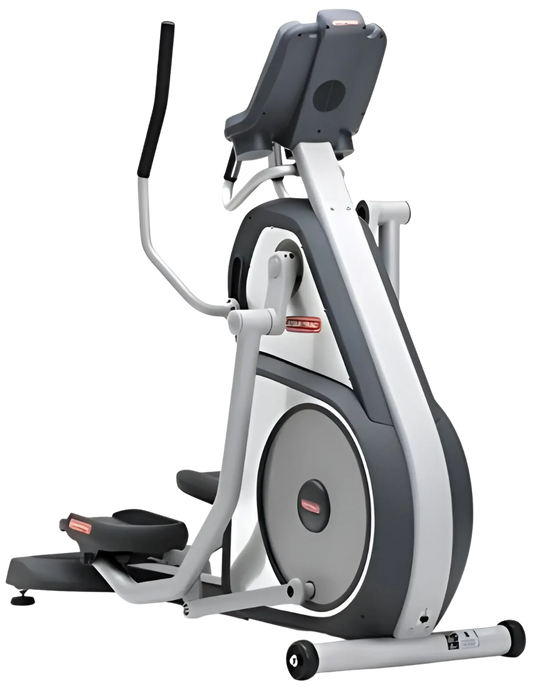 Star Trac Elite 6230 Pro Elliptical (Remanufactured) Image