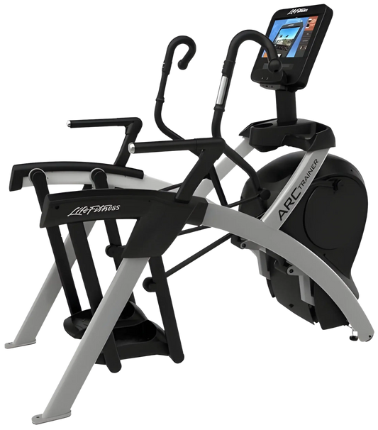 Life Fitness Discover SE3 HD Arc Trainer (Remanufactured) Image