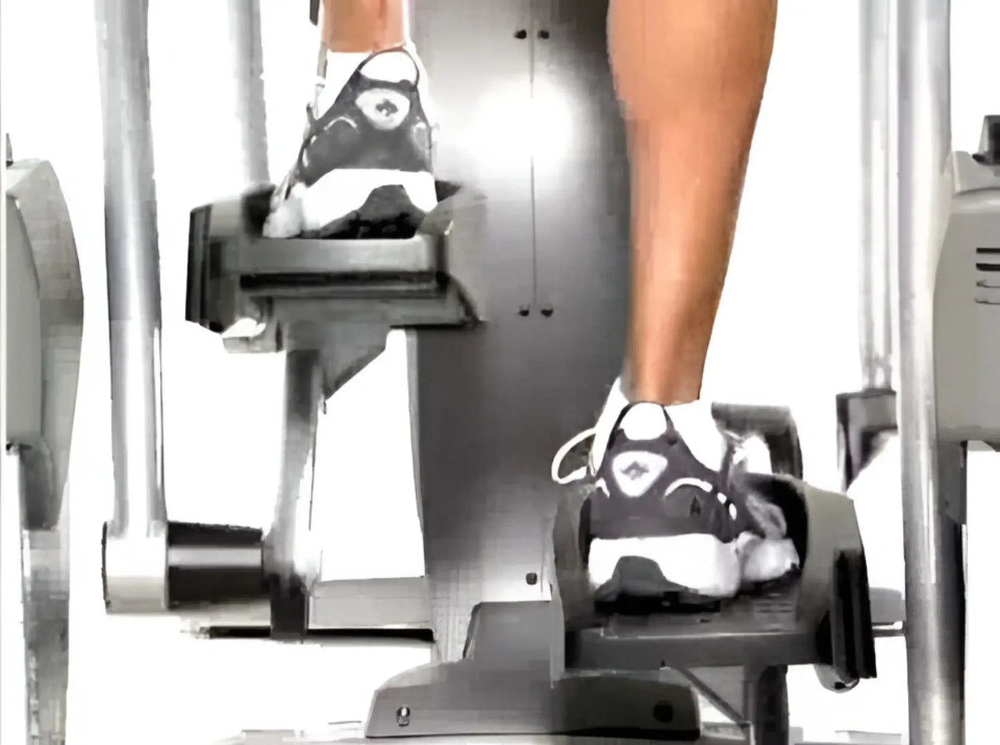 Matrix MX-A5X Ascent Trainer (Remanufactured) Image 3