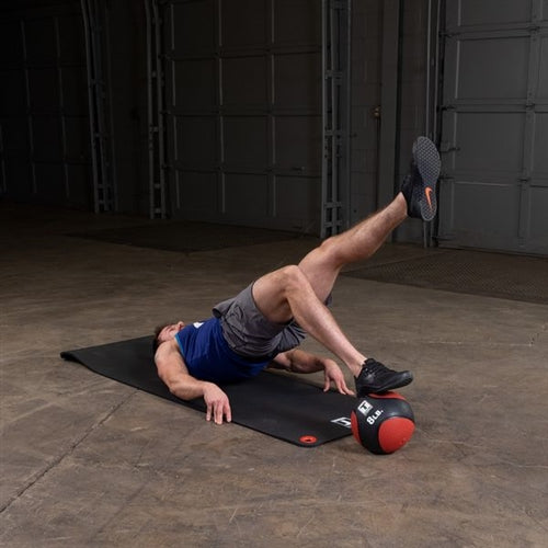 Body Solid BSTMB8 8 lbs. Medicine Ball - Red (New)