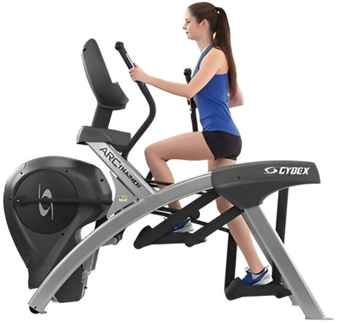 Cybex 625AT Arc Trainer w/Standard Console (Remanufactured) Image 2