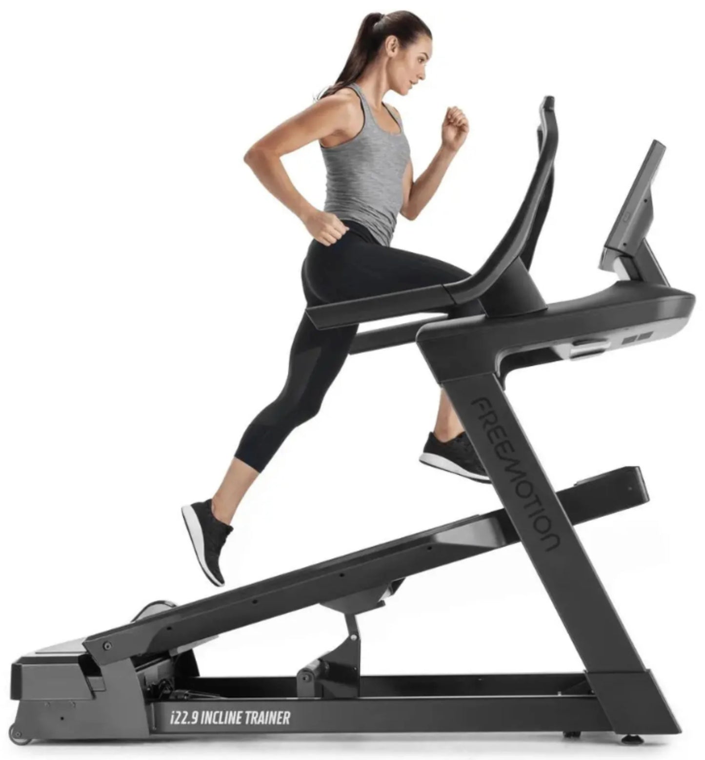 Freemotion i22.9 Incline Trainer w/Touch Screen (Remanufactured)