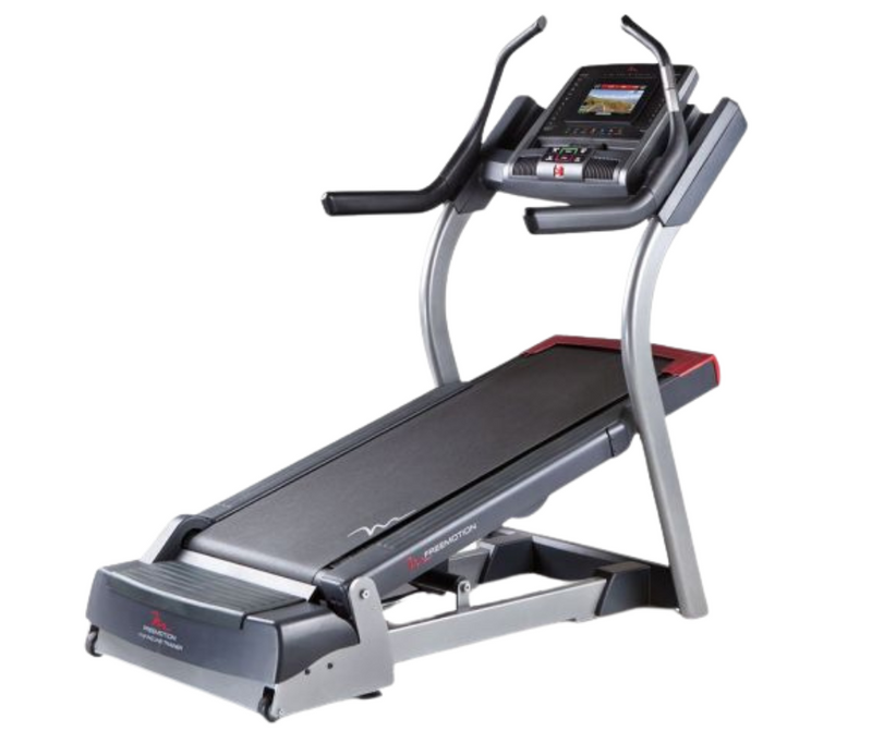 Freemotion Reflex i7.9 Incline Trainer (Remanufactured)