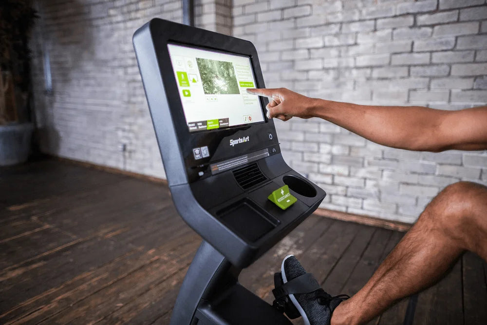 SportsArt C576R-16 Status Senza Recumbent Cycle (New)