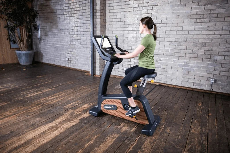 SportsArt C576U-16 Status Senza Upright Cycle (New)