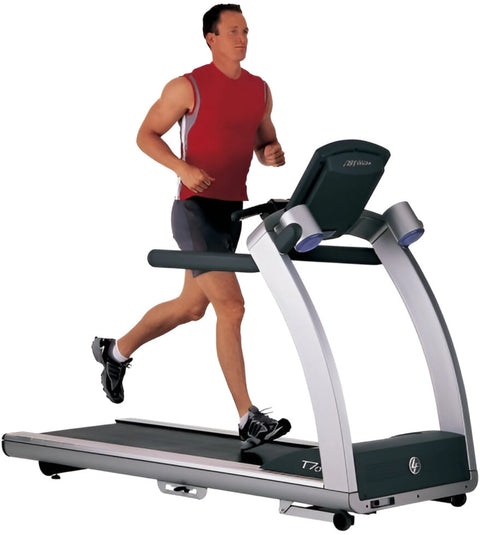Life Fitness T7-0 Treadmill (Remanufactured)