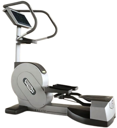 Technogym Cardiowave 700i w/LED Console (Remanufactured)