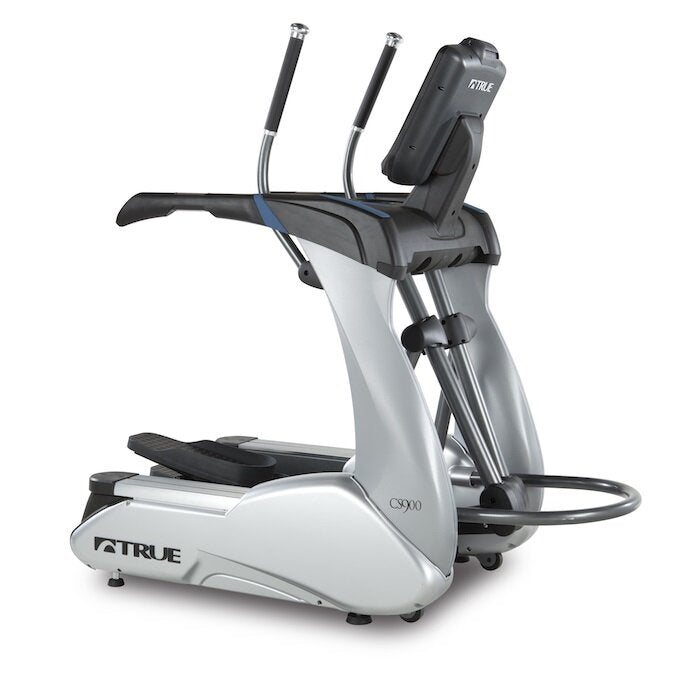 True Fitness CS900 Elliptical w/ Transcend 16 Console (Remanufactured)