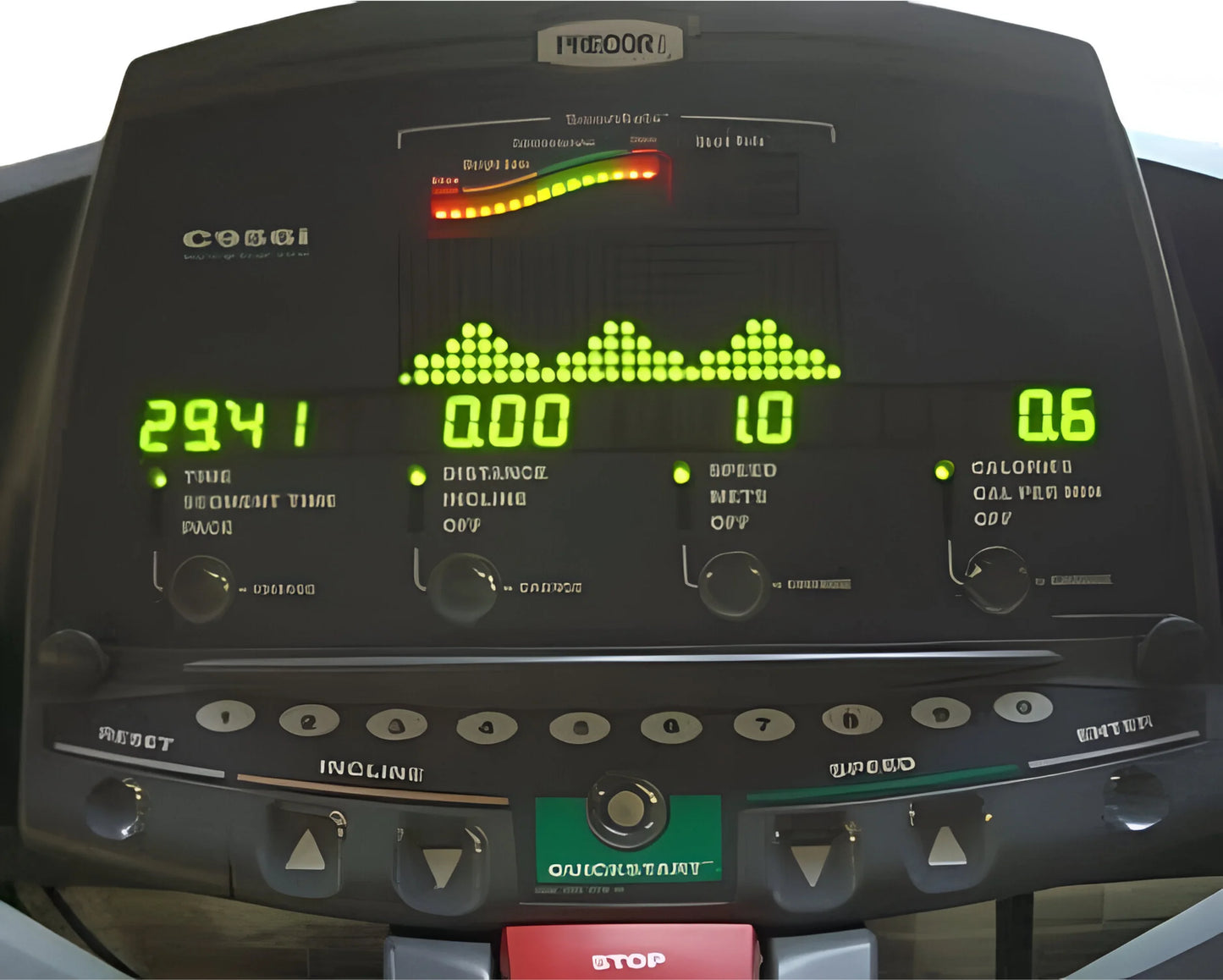 Precor c956i Commercial Treadmill (Remanufactured) Image 2