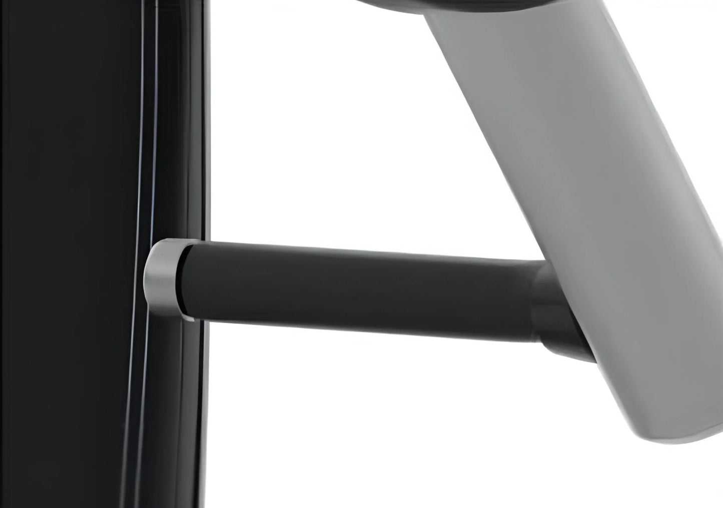 Precor DPL0540 Discovery Plate Loaded Chest Press (Remanufactured) Image 4