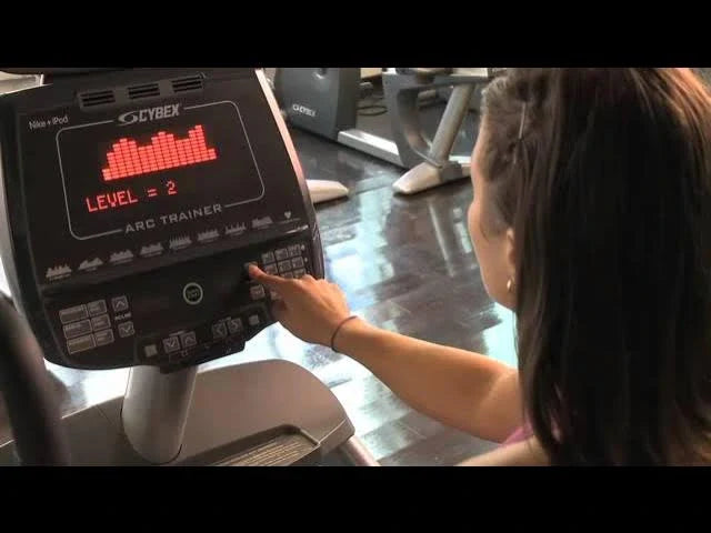 Cybex 750AT Total Body Arc Trainer (Remanufactured)